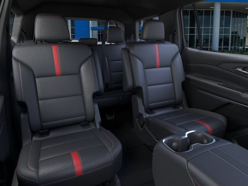 New 2026 Chevrolet Traverse RS FWD image 17