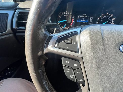 Used 2015 Ford Fusion SE w/ Equipment Group 201A AWD/4WD image 19
