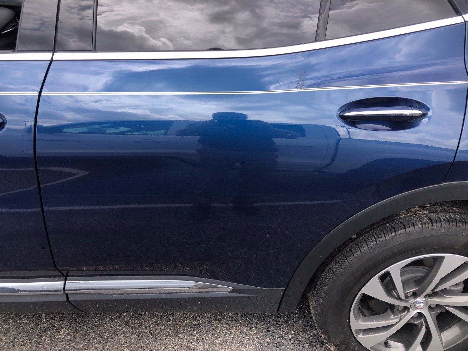 Used 2023 Buick Envision Essence AWD/4WD image 13