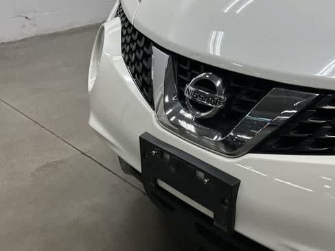 Used 2015 Nissan Juke SL FWD image 31