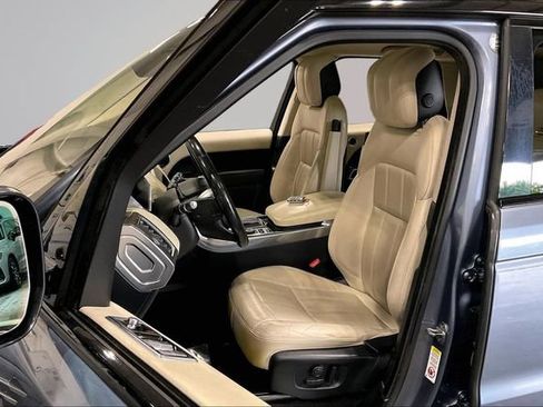 Used 2019 Land Rover Range Rover Sport HSE AWD/4WD image 27