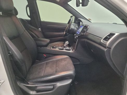Used 2022 Jeep Grand Cherokee Laredo X AWD/4WD image 21