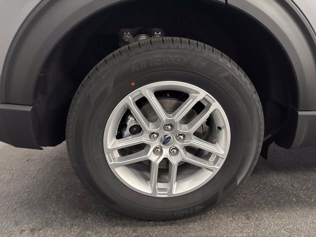 New 2026 Ford Explorer Active AWD/4WD image 13