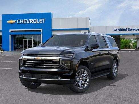 New 2026 Chevrolet Suburban LT w/ Comfort Package AWD/4WD image 6