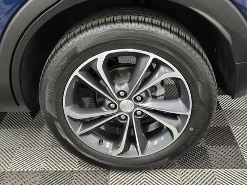 Used 2023 Buick Encore GX Select w/ Safety Package II image 9