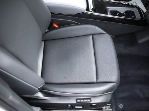 Used 2024 Volkswagen ID.4 S image 29