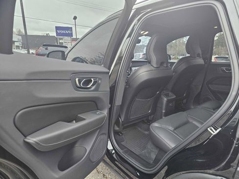 Used 2024 Volvo XC60 T8 Ultimate w/ Protection Package Premier image 18