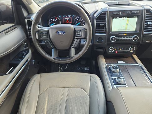 Used 2018 Ford Expedition Max Limited w/ Equipment Group 301A image 4
