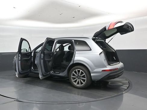 Used 2023 Audi Q7 2.0T Premium Plus w/ Premium Plus Package AWD/4WD image 50