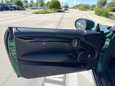 Used 2024 MINI Cooper S FWD image 15