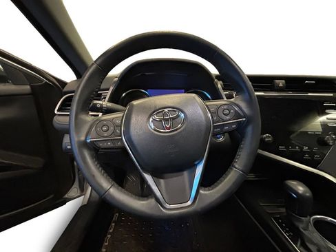 Certified 2020 Toyota Camry XLE image 12