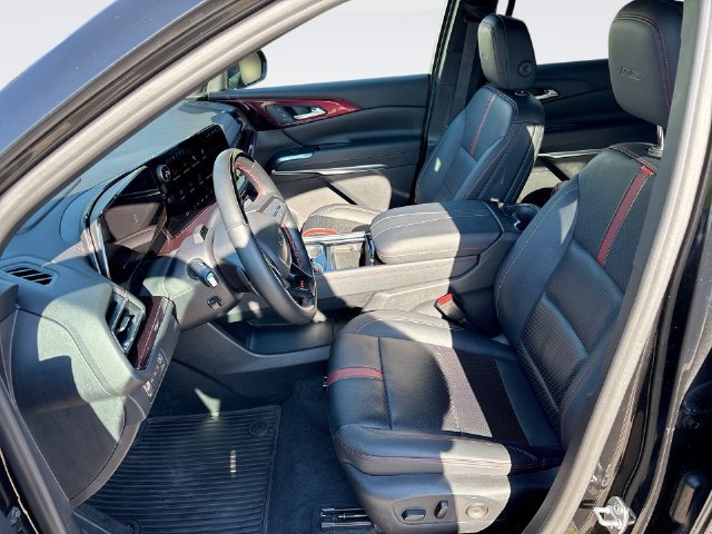 Used 2024 Chevrolet Traverse RS AWD/4WD image 11
