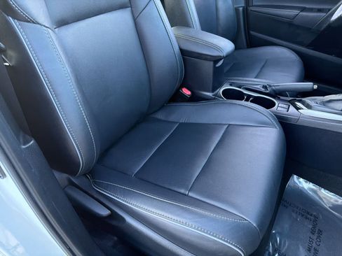 Used 2015 Toyota Corolla S Premium image 23