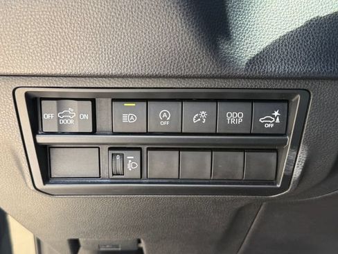 Used 2023 Toyota Tundra SR5 w/ SR5 Convenience Package AWD/4WD image 25