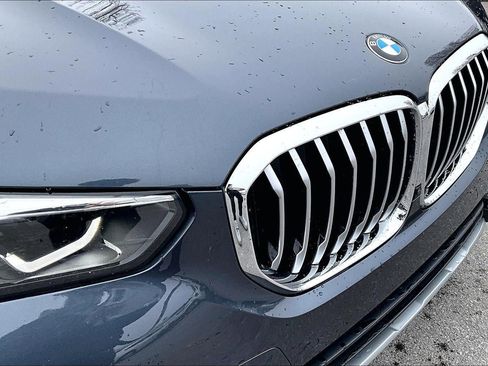 Used 2022 BMW X5 xDrive40i w/ Premium Package image 27