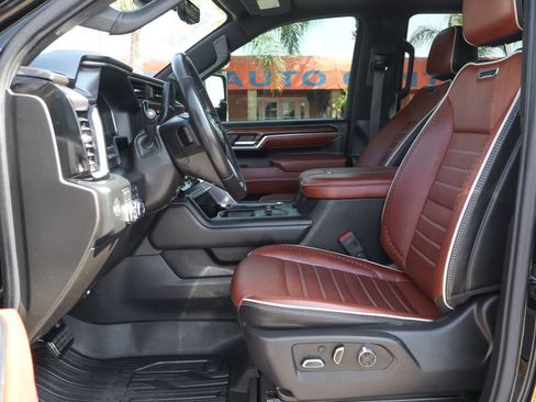 Used 2024 GMC Sierra 2500 Denali Ultimate w/ Max Trailering Package AWD/4WD image 24