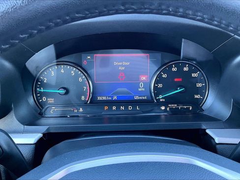 Used 2024 Ford Explorer XLT w/ Equipment Group 202A image 13