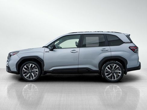 New 2025 Subaru Forester Touring image 4