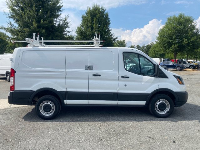 Used 2019 Ford Transit 250 130 Low Roof RWD image 3