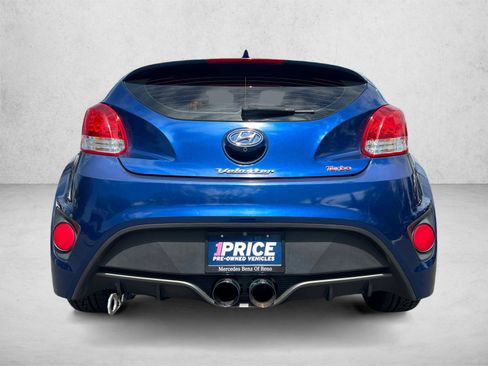 Used 2017 Hyundai Veloster Turbo FWD image 6
