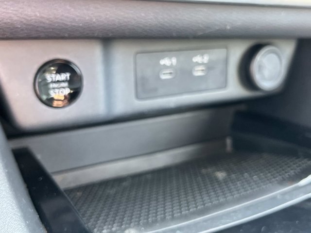 Used 2024 Nissan Rogue SV FWD image 35