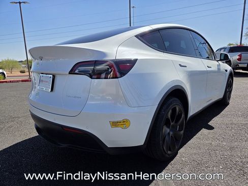 Used 2022 Tesla Model Y Long Range AWD/4WD image 6