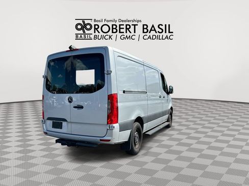 Used 2024 Mercedes-Benz Sprinter 2500 image 8