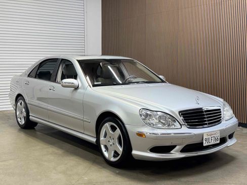 Used 2006 Mercedes-Benz S 500 image 11