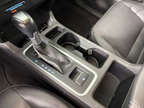 Used 2017 Ford Escape Titanium AWD/4WD image 22