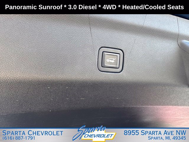 Used 2021 GMC Yukon SLT AWD/4WD image 41