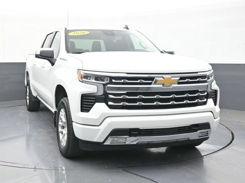 Used 2026 Chevrolet Silverado 1500 RST AWD/4WD image 20