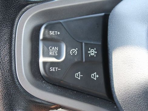 Used 2023 Ford Bronco Wildtrak image 13