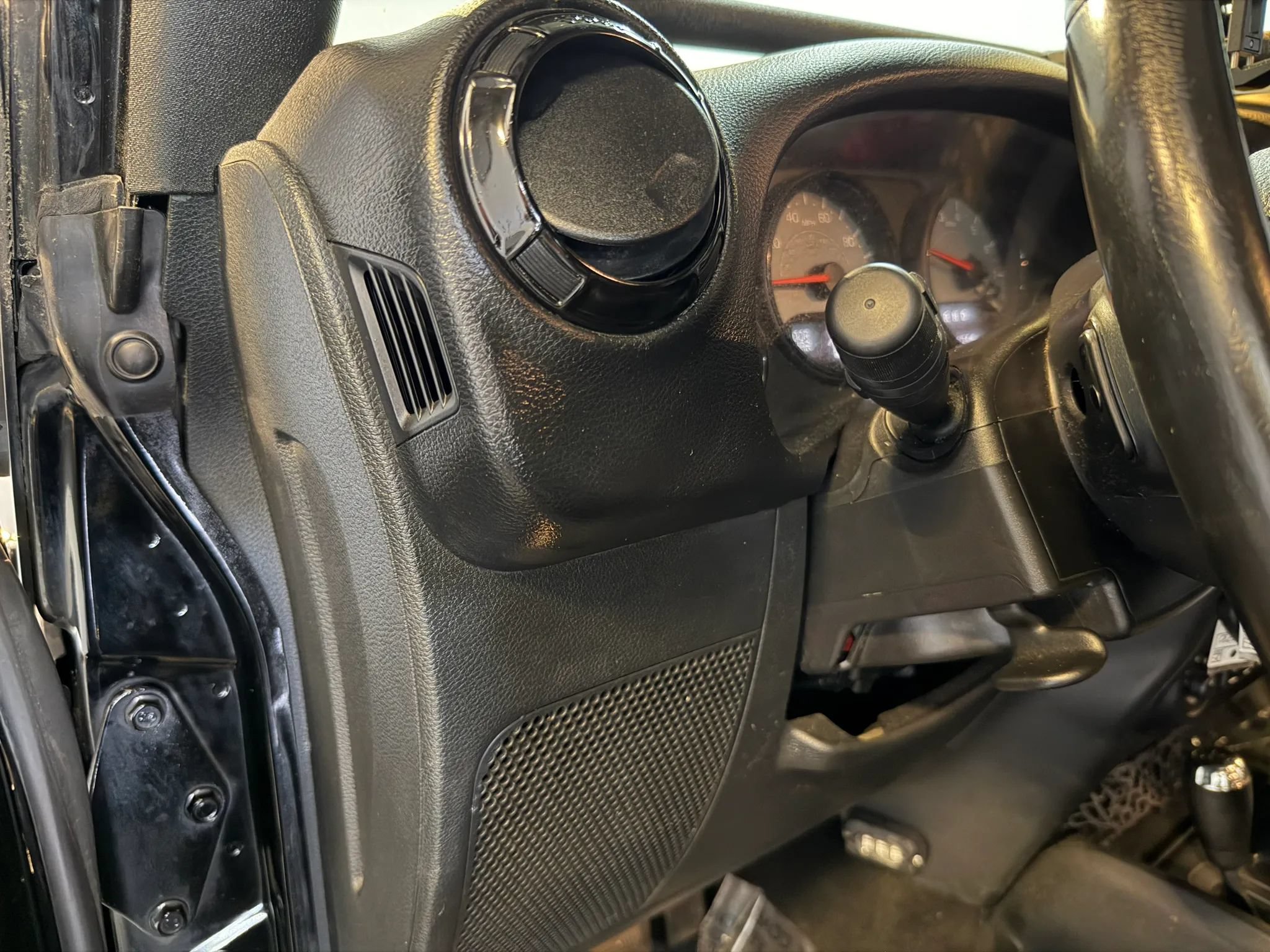 Used 2017 Jeep Wrangler Unlimited Sahara AWD/4WD image 11