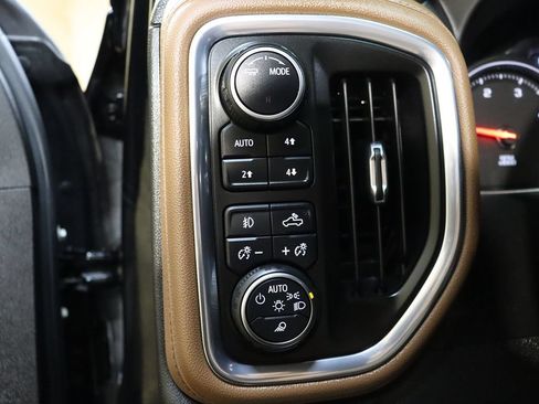 Used 2022 Chevrolet Silverado 3500 High Country AWD/4WD image 47