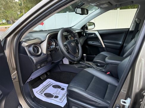 Used 2013 Toyota RAV4 Limited FWD image 11