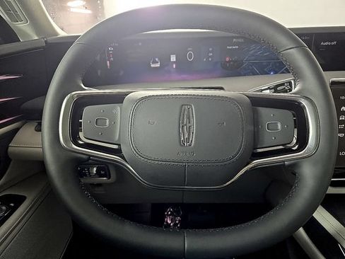Used 2026 Lincoln Nautilus Premier w/ Equipment Group 102A AWD/4WD image 17