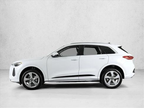 New 2025 Audi Q5 Premium Plus image 9