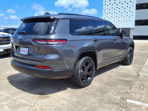 Certified 2025 Jeep Grand Cherokee L Laredo RWD image 28