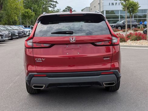 Used 2023 Honda CR-V Sport Touring image 4