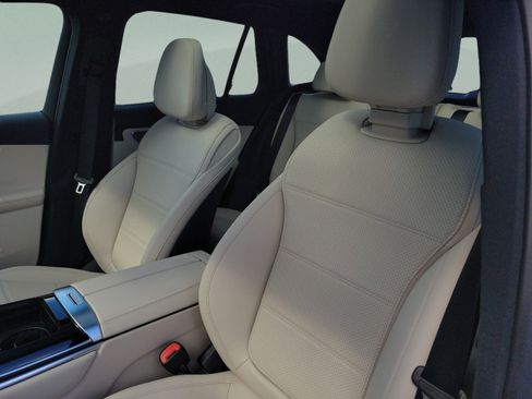 Certified 2026 Mercedes-Benz GLC 300 4MATIC image 16