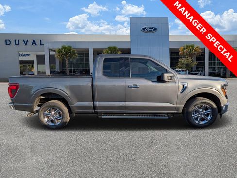 New 2025 Ford F150 XLT w/ Equipment Group 301A Standard image 2