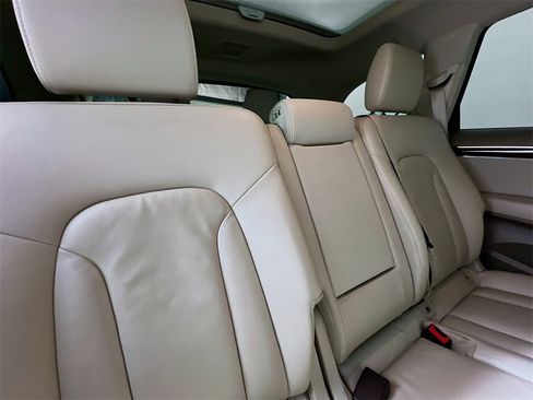 Used 2014 Audi Q7 3.0T Premium Plus w/ Premium Plus Package image 28