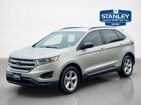 Used 2017 Ford Edge SE w/ Cargo Accessory Package FWD image 4
