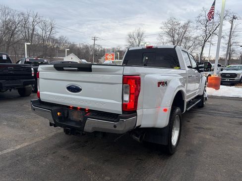 Used 2019 Ford F450 XLT w/ XLT Premium Package image 8