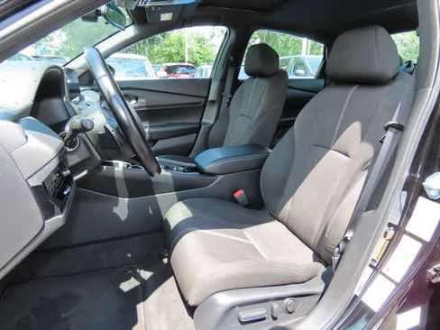 Certified 2023 Honda Accord Sport image 12