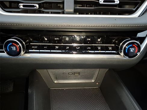 New 2026 Chevrolet Equinox LT w/ Convenience Package II image 20