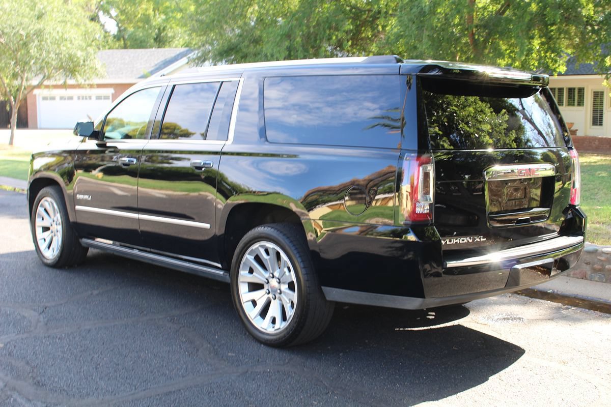 Used 2016 GMC Yukon XL Denali w/ Open Road Package AWD/4WD image 45