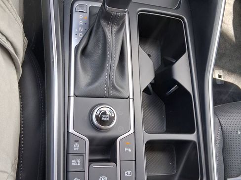 New 2026 Kia Sorento S FWD image 12