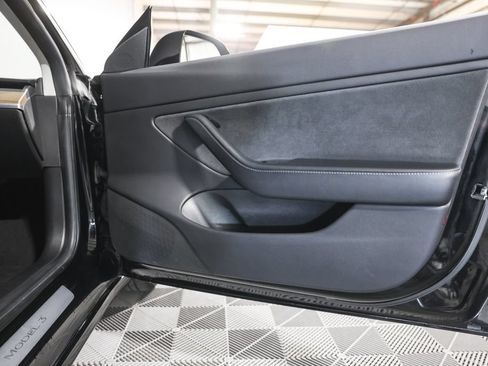 Used 2019 Tesla Model 3 Standard Range Plus RWD image 20