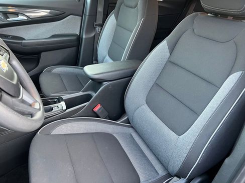 Used 2025 Chevrolet TrailBlazer LT image 10
